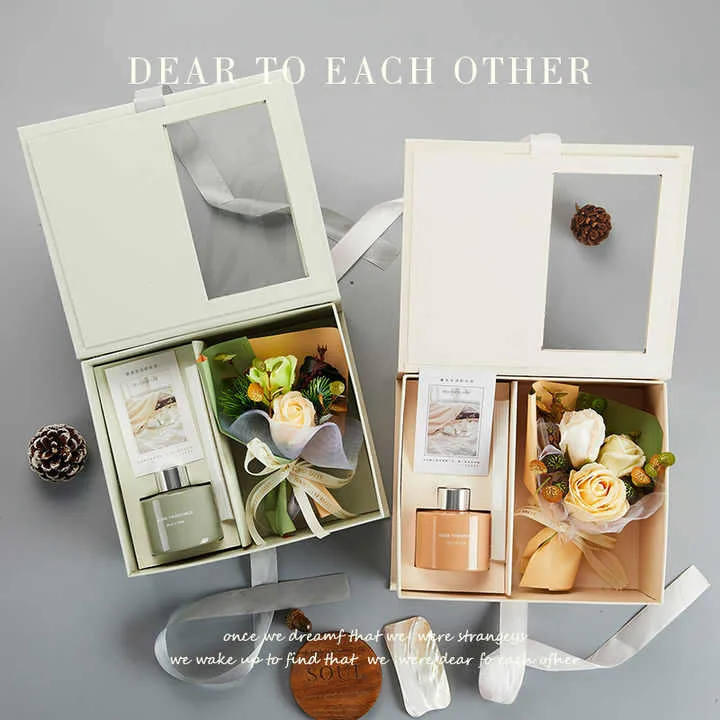 هدايا أعياد الميلاد وعيد الأم للنساء ,Birthdays and Mother's Day for Women