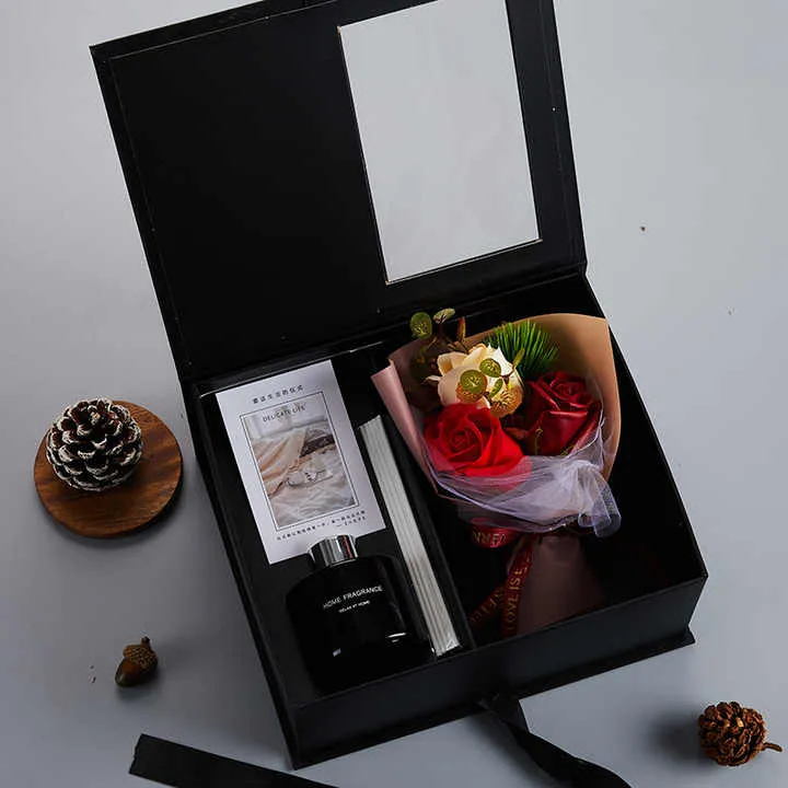 هدايا أعياد الميلاد وعيد الأم للنساء ,Birthdays and Mother's Day for Women