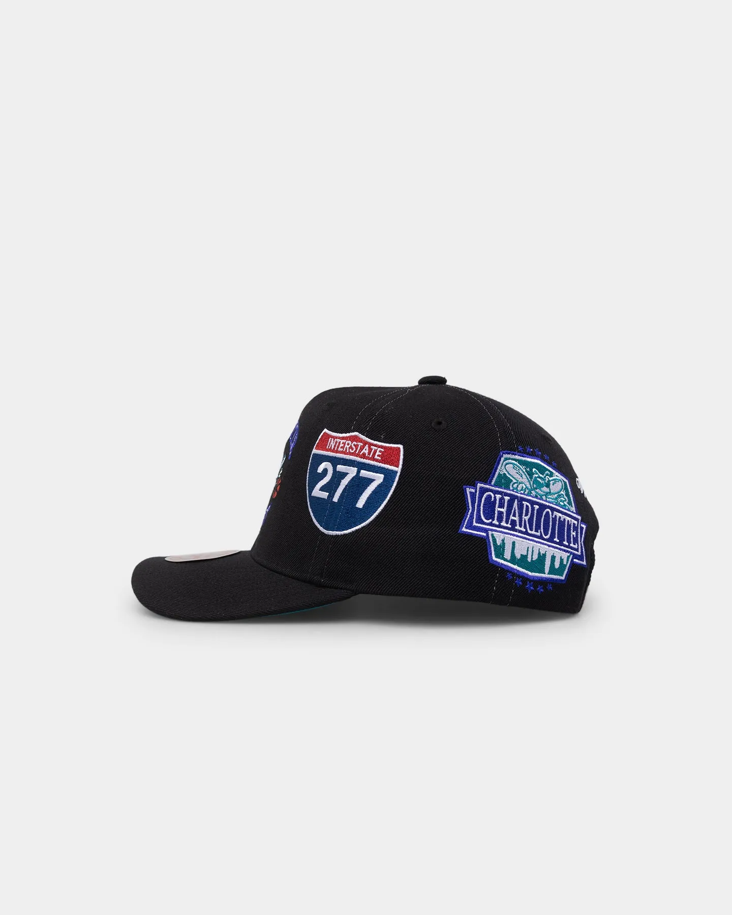 Mitchell & Ness Charlotte Hornets 'Highway' Pro Crown Snapback Black
