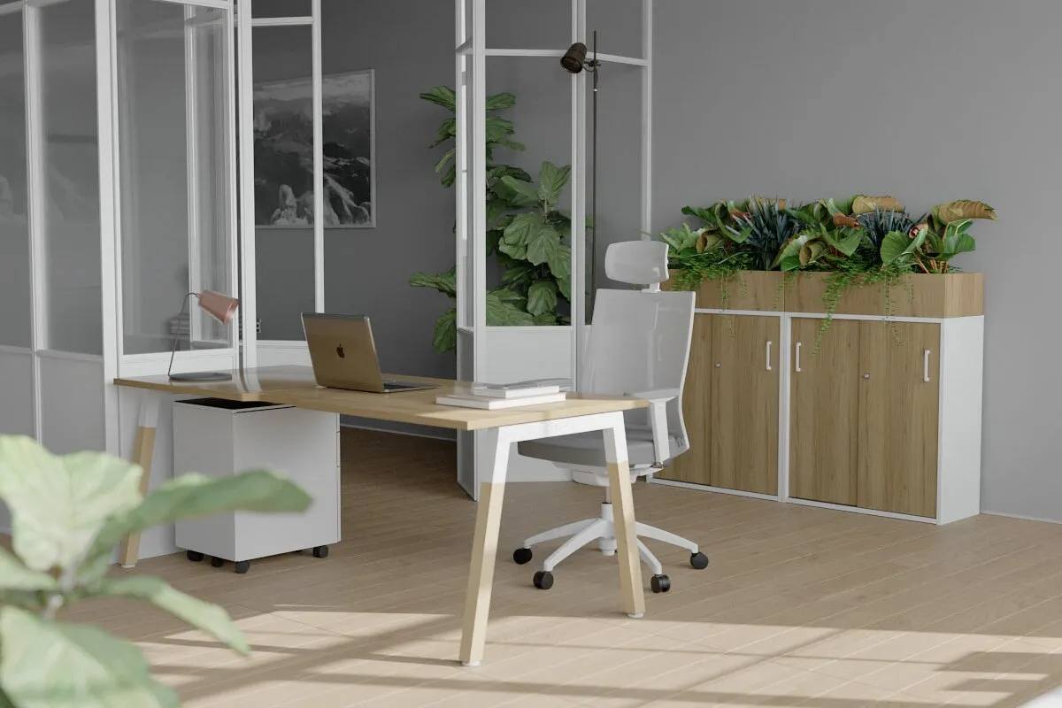 Quadro A Legs Office Desk - Wood Legs Cross Beam [1000L x 600W]